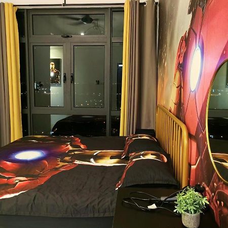 8Scape Residences Batman Vs Ironman@Lsy Home & Leisure Johor Bahru Extérieur photo