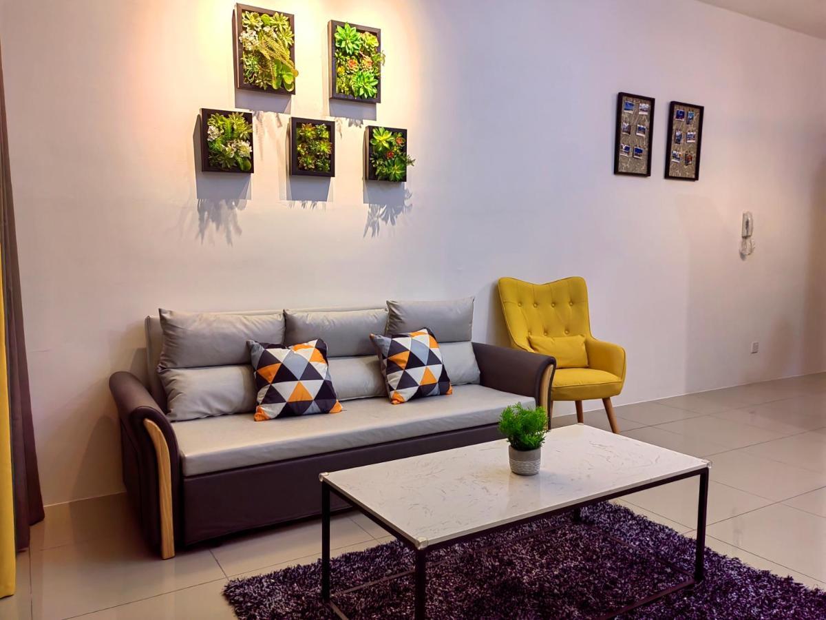 8Scape Residences Batman Vs Ironman@Lsy Home & Leisure Johor Bahru Extérieur photo